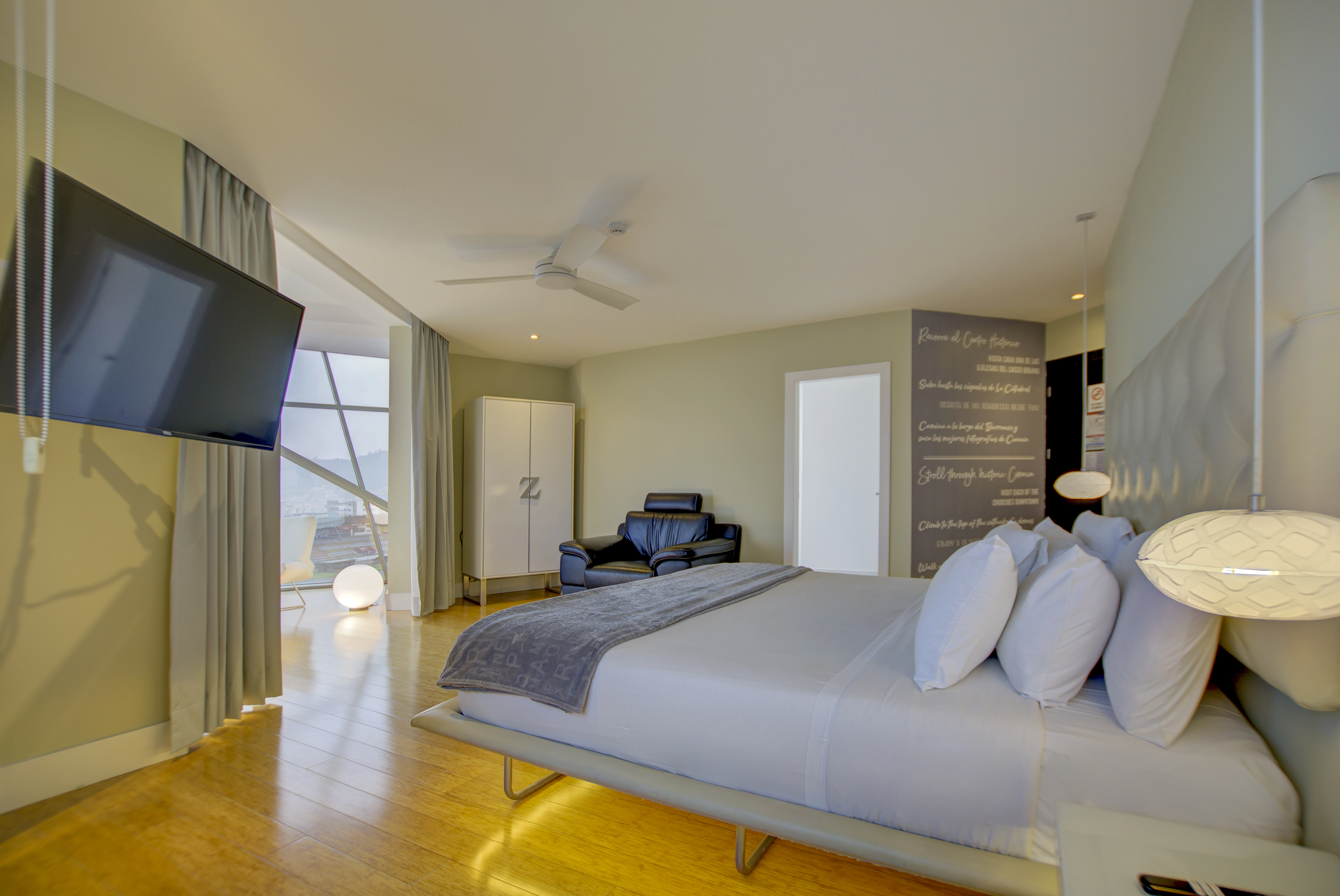 Suite 360 con vista a la ciudad de Cuenca Ecuador