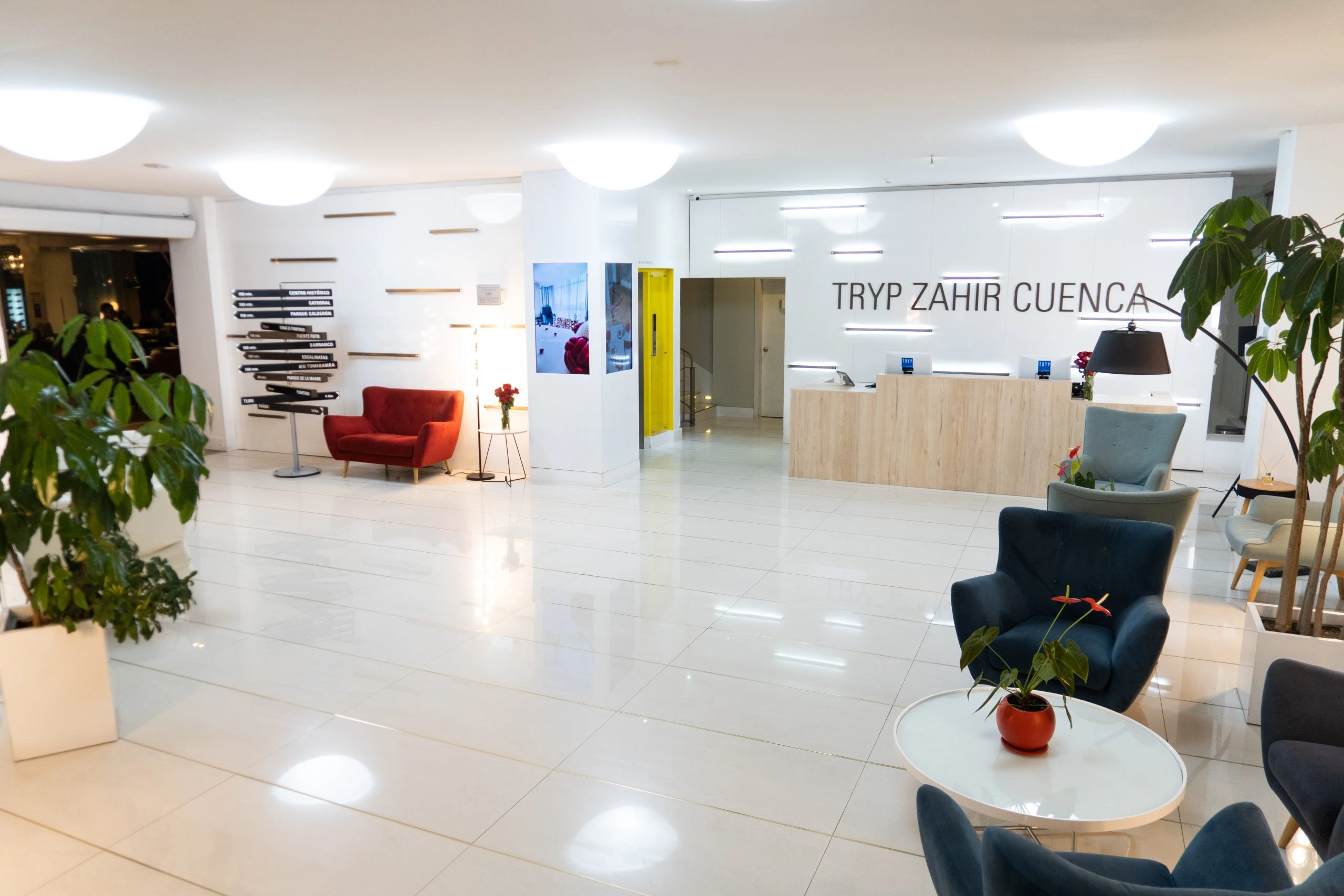 Lobby del hotel TRYP Cuenca